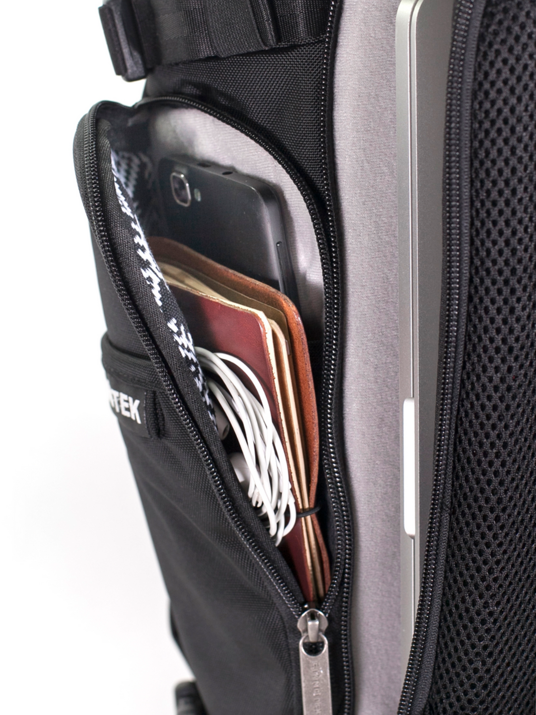 Ethnotek Raja Tages-Rucksack L-30 Anthrazit