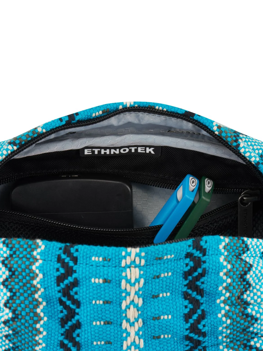 Ethnotek Vankiyo Hip Pack blau